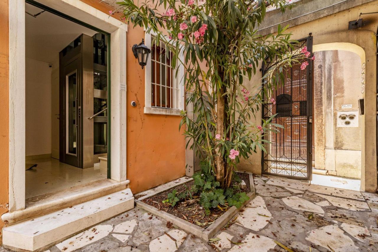 Ca' San Carlo Residence By Wonderful Italy Venedig Eksteriør billede